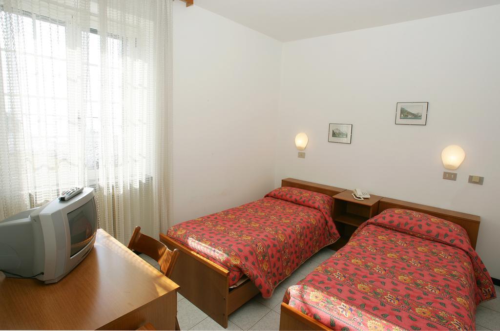 Hotel Del Mera Sorico Buitenkant foto
